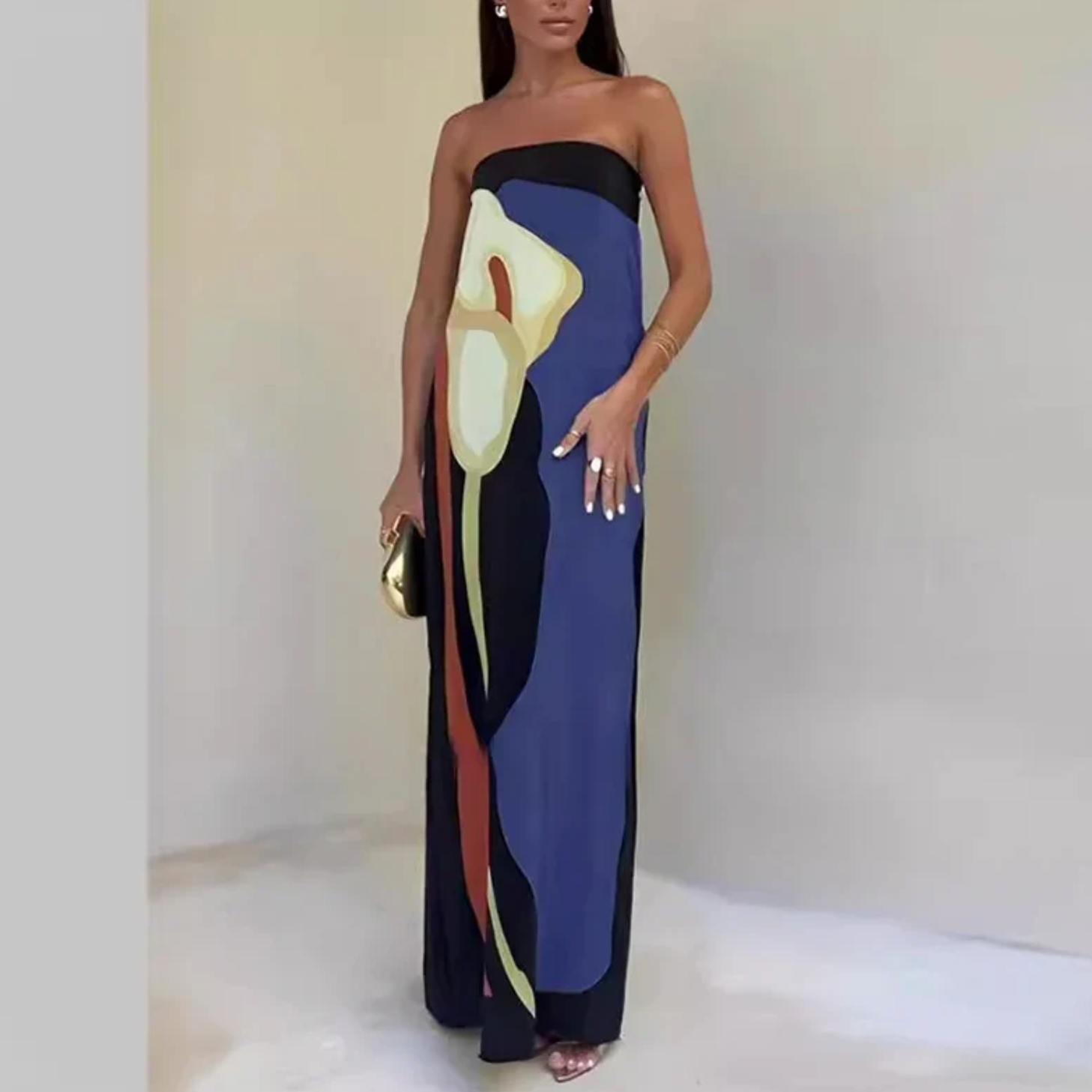 Paula - Vestido Elegante com Decote