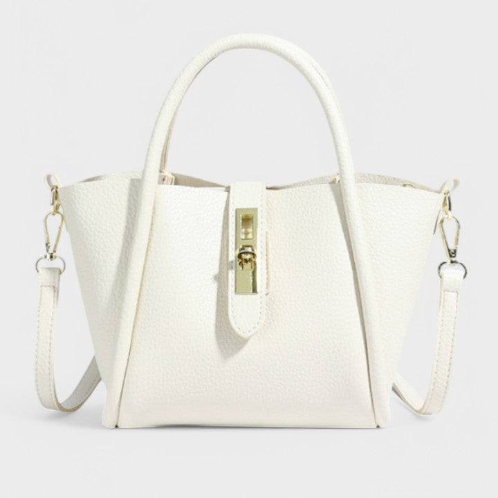 Alicia - Mala em pele